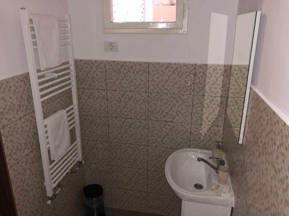 Poppys Apartment Arad Ngoại thất bức ảnh